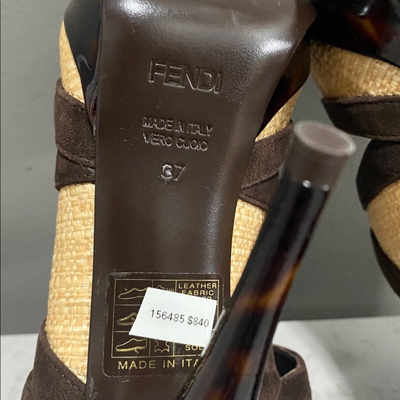 Fendi Chocolate Brown & Suede Basket Weave W/ Tortoise Shell Heels Size 37 US 7 - Picture 14 of 16